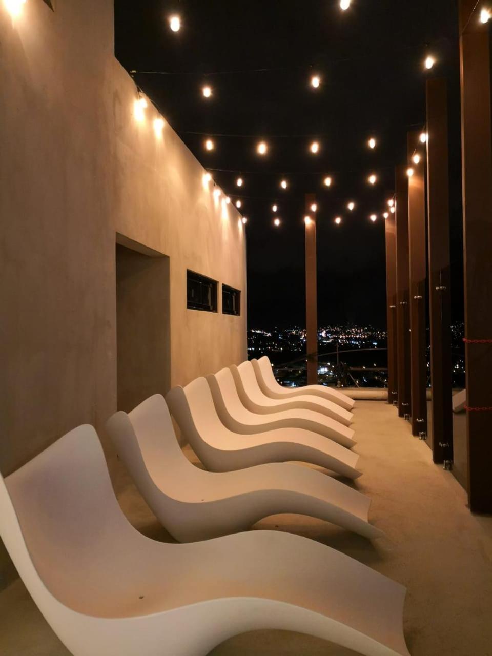 Bee Suites Curridabat Exterior foto